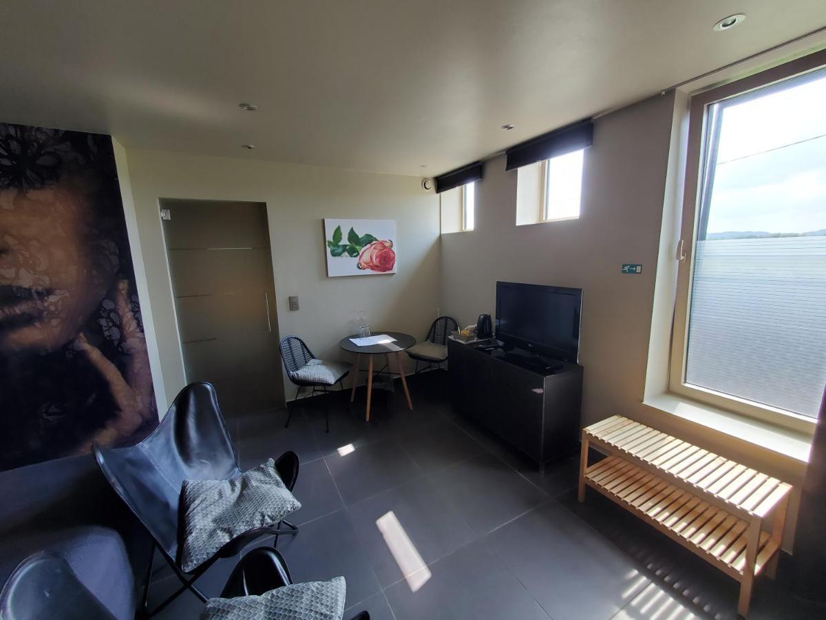 B&B Herberg Boerenhol De Mote Bvba Poperinge Eksteriør bilde
